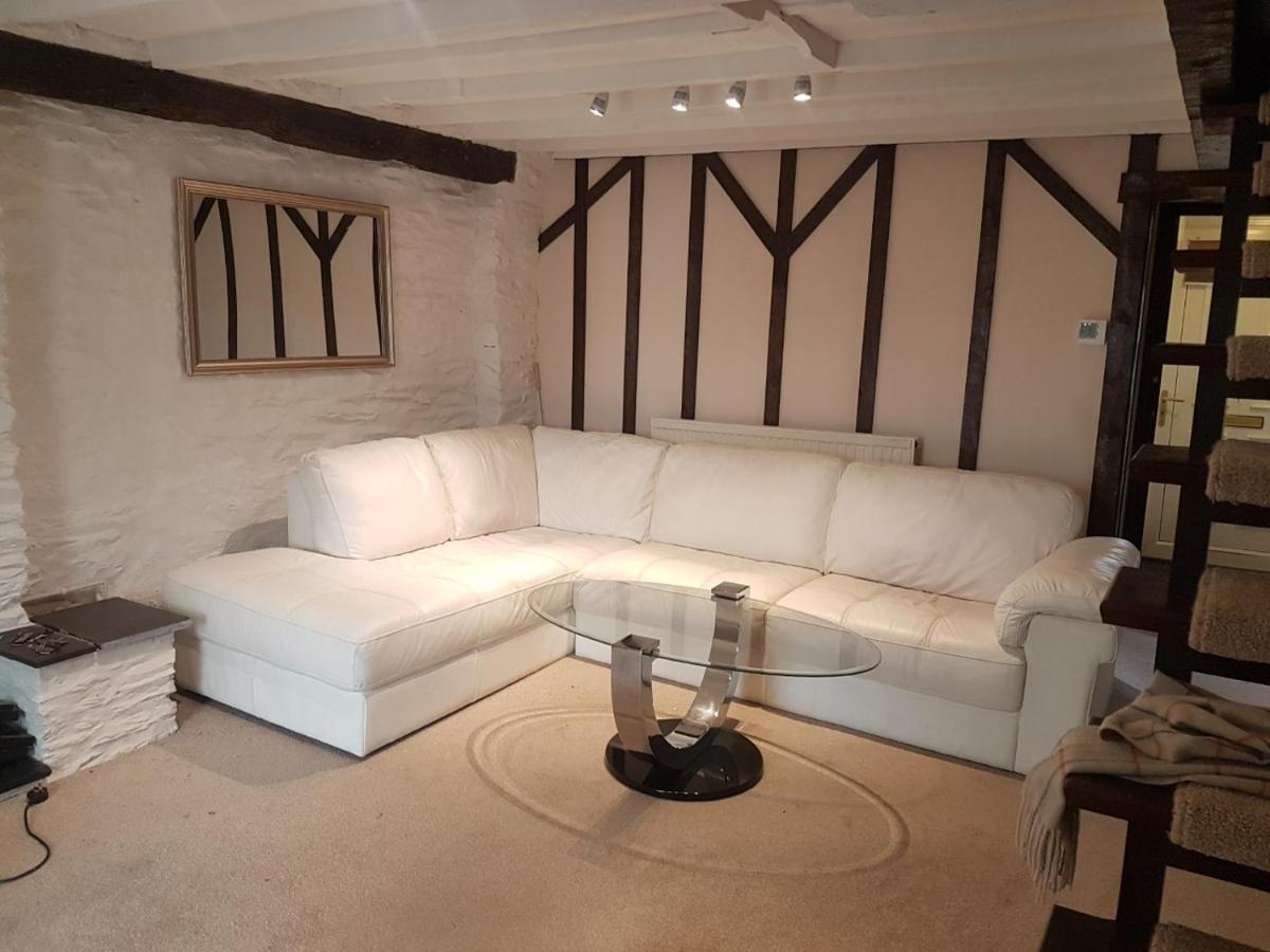 Crown House Villa Llansanffraid Glan Conwy Exteriör bild